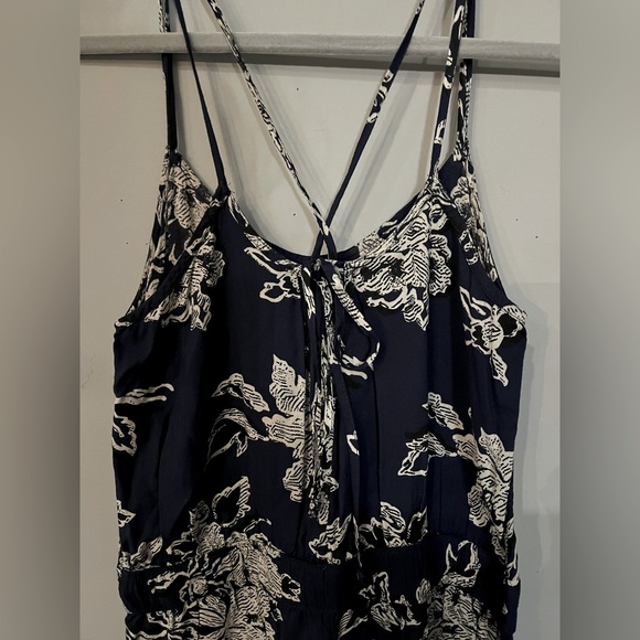 ABERCROMBIE & FITCH LIGHTWEIGHT JUMPSUITS - BUNDLE OF TWO - Picture 6 of 10